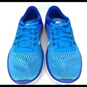 NIKE Women's Flex 2016 RN Running Shoe
